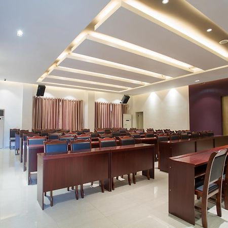 锦江之星都江堰离堆公园动车站店 外观 照片